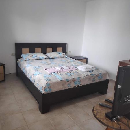 Zani Apartment Саранде Екстериор снимка