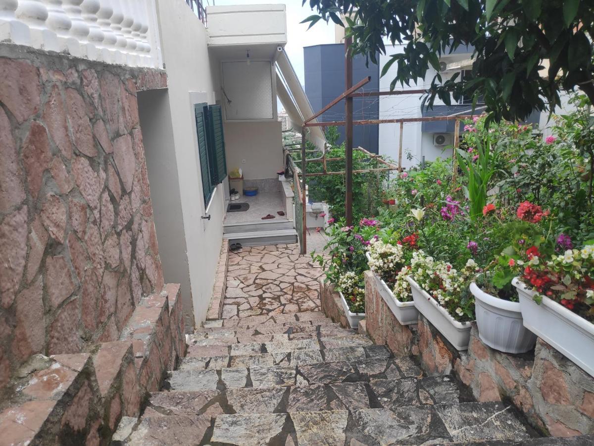 Zani Apartment Саранде Екстериор снимка